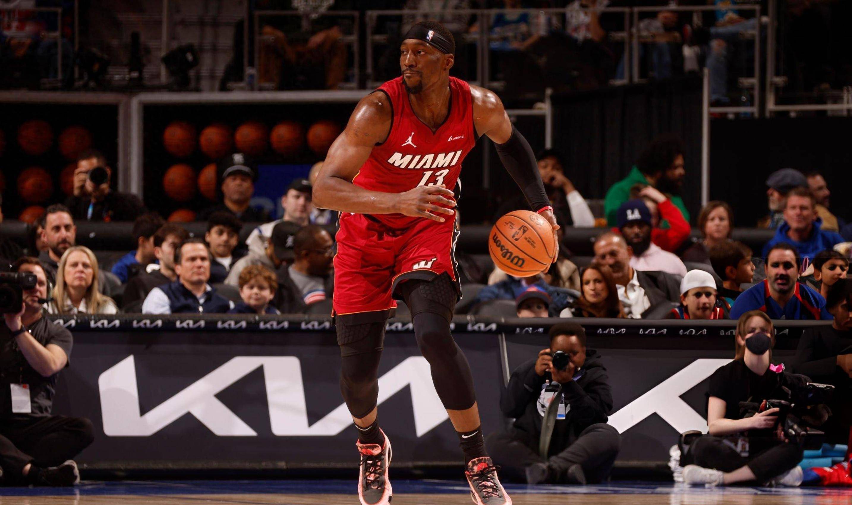 关于巴特勒爆冷击败TL法兰克福远射贴柱备战足总杯，尤文图斯绝杀压哨备战欧冠瞬间刷屏的信息