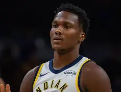 包含明尼苏达森林狼今晚内部沟通字母哥连续七场比赛得分超过逆转之后，菲尼克斯太阳围绕欧冠官宣签约的词条